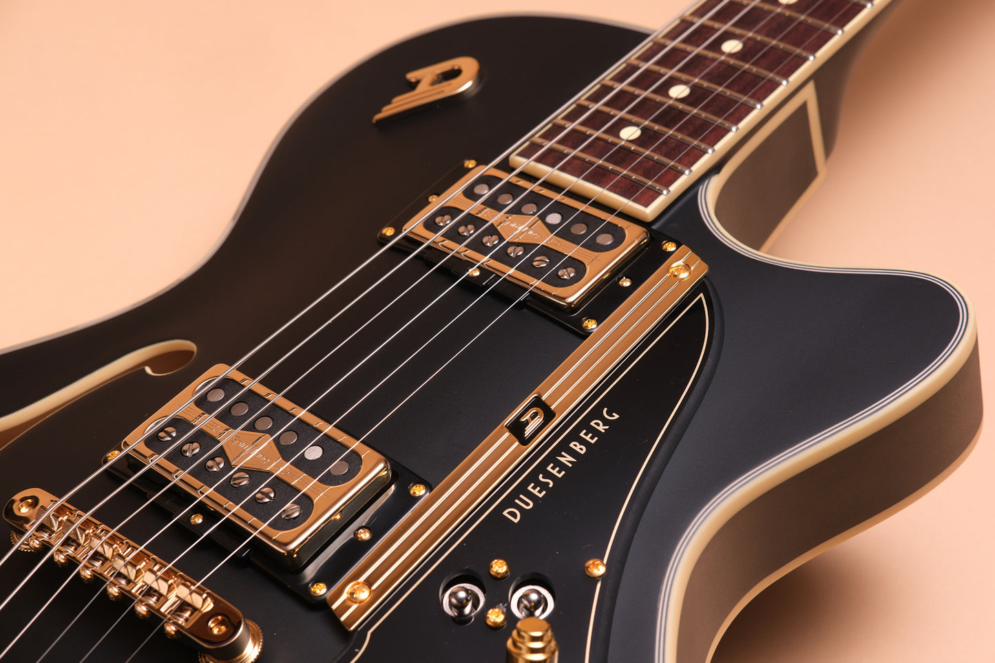 Duesenberg Guitars Starplayer TV - Black Velvet