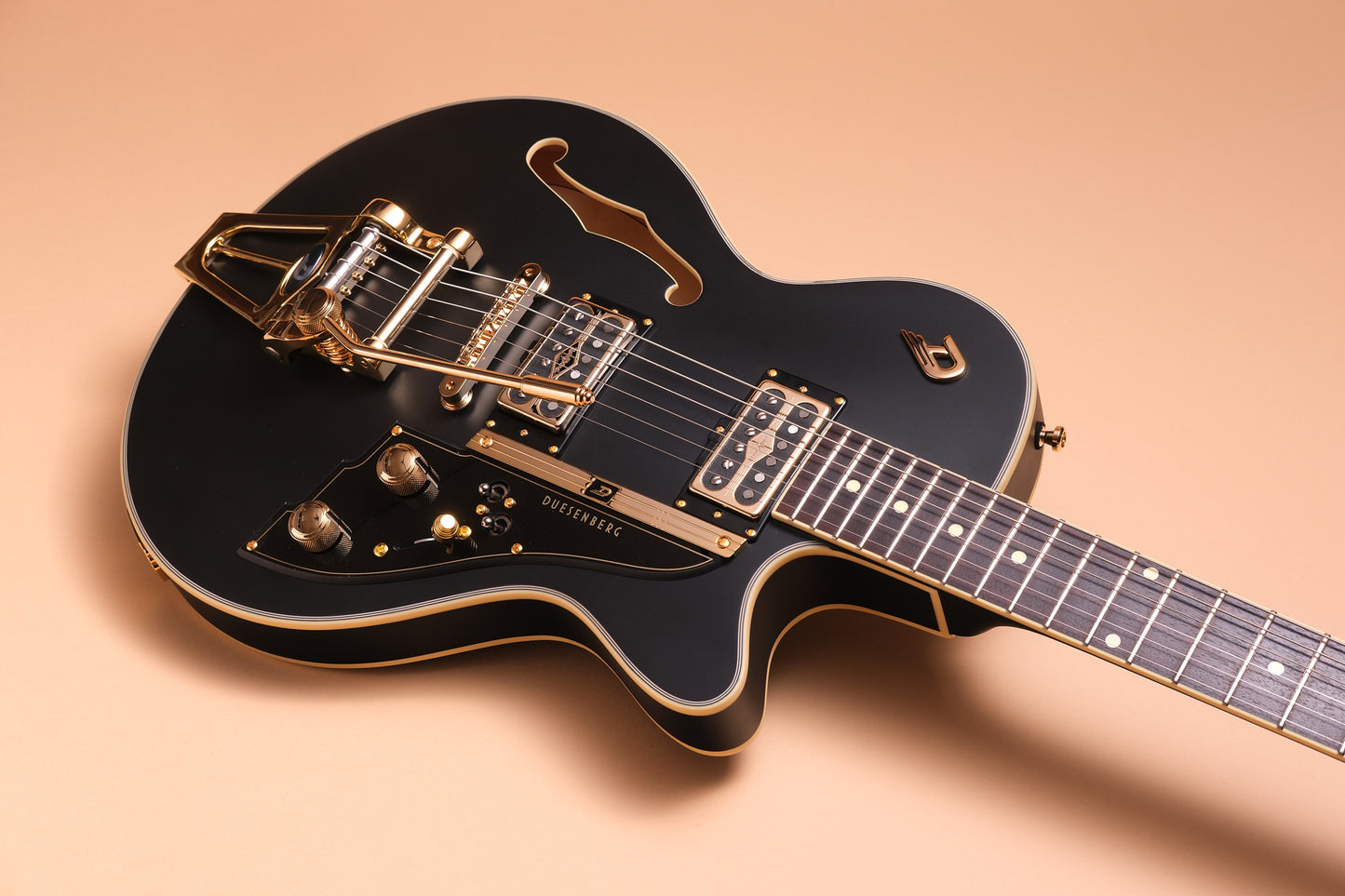Duesenberg Guitars Starplayer TV - Black Velvet