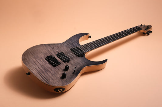 Infinia Ceres 6 - Obsidian Black