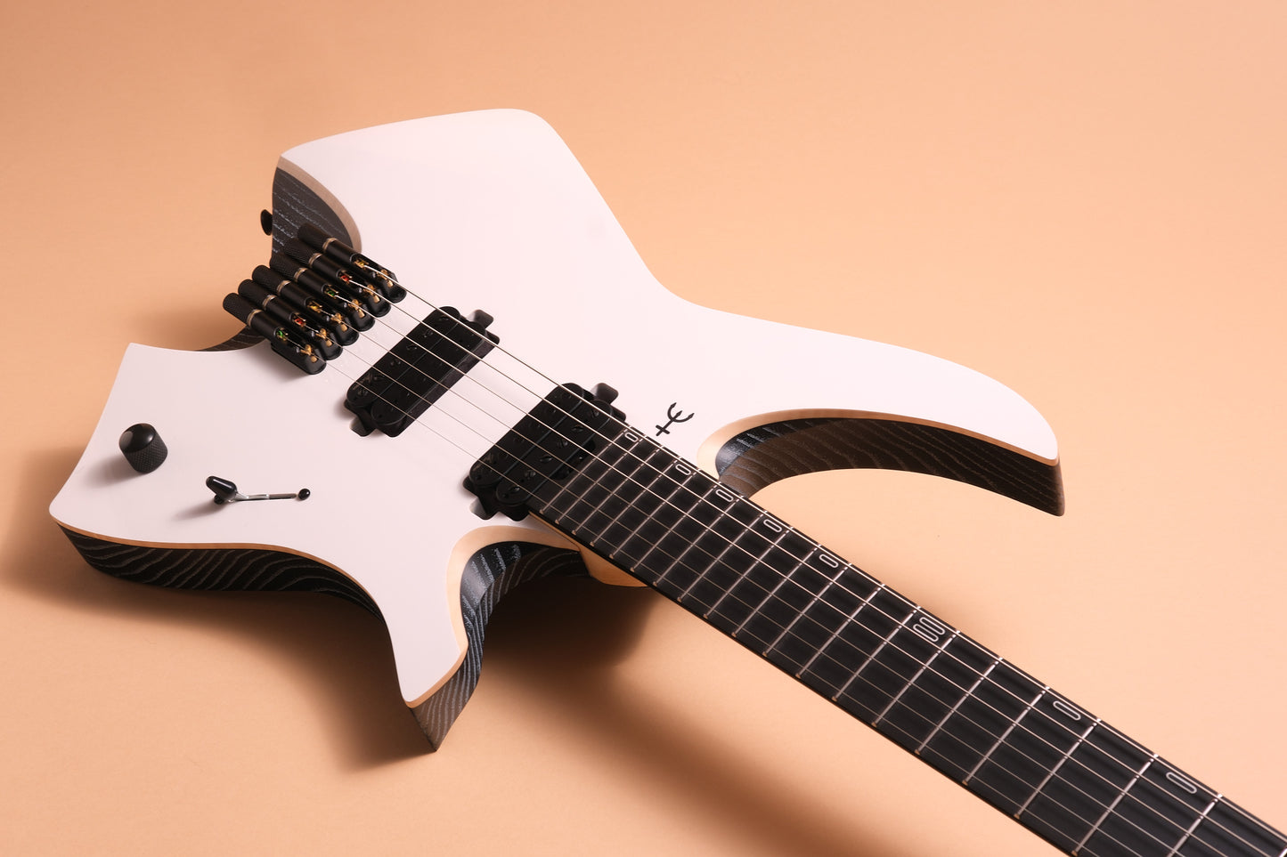 Infinia Guitars Neptune 6 - Solid Lunar White