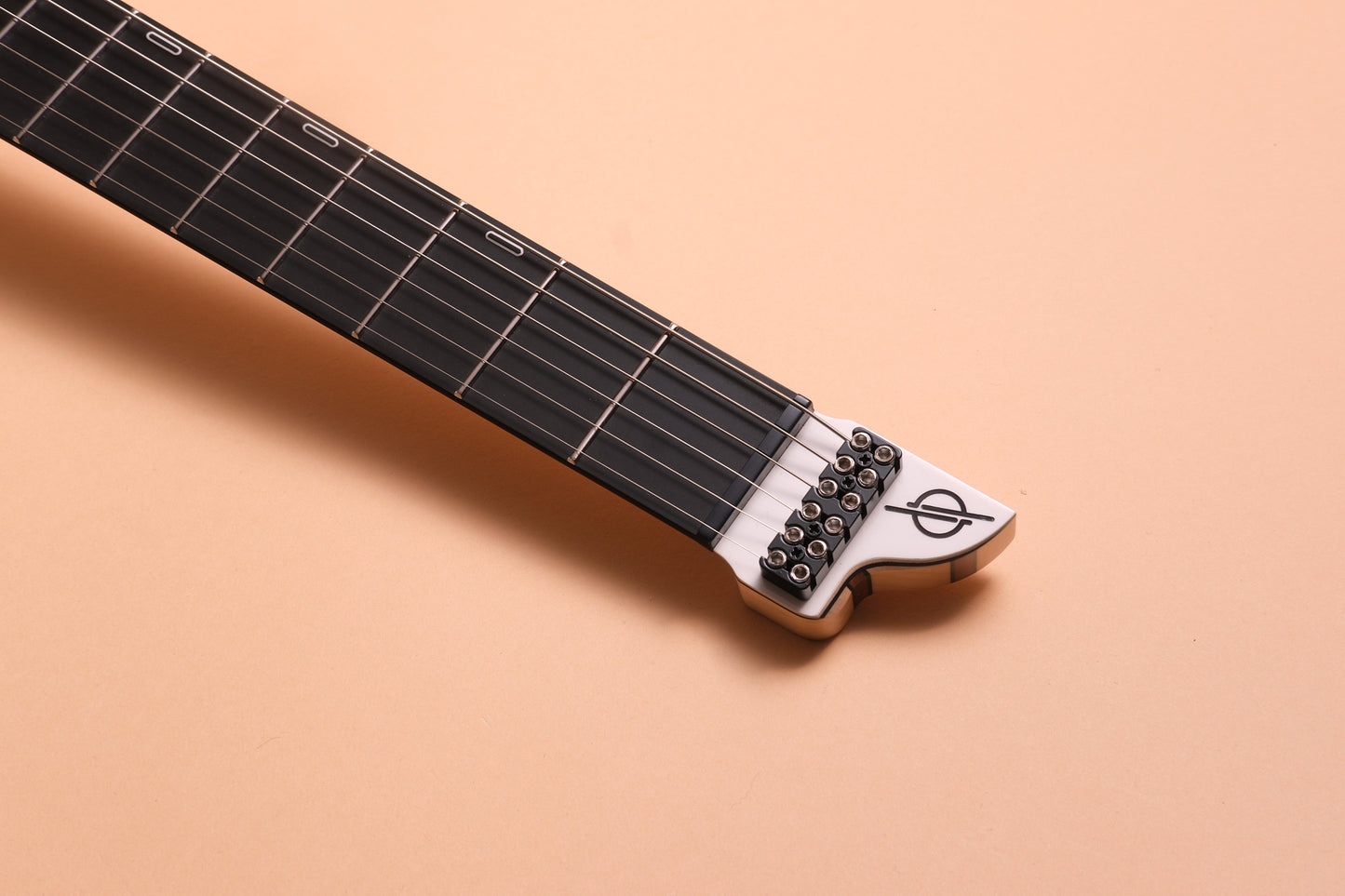 Infinia Guitars Neptune 6 - Solid Lunar White