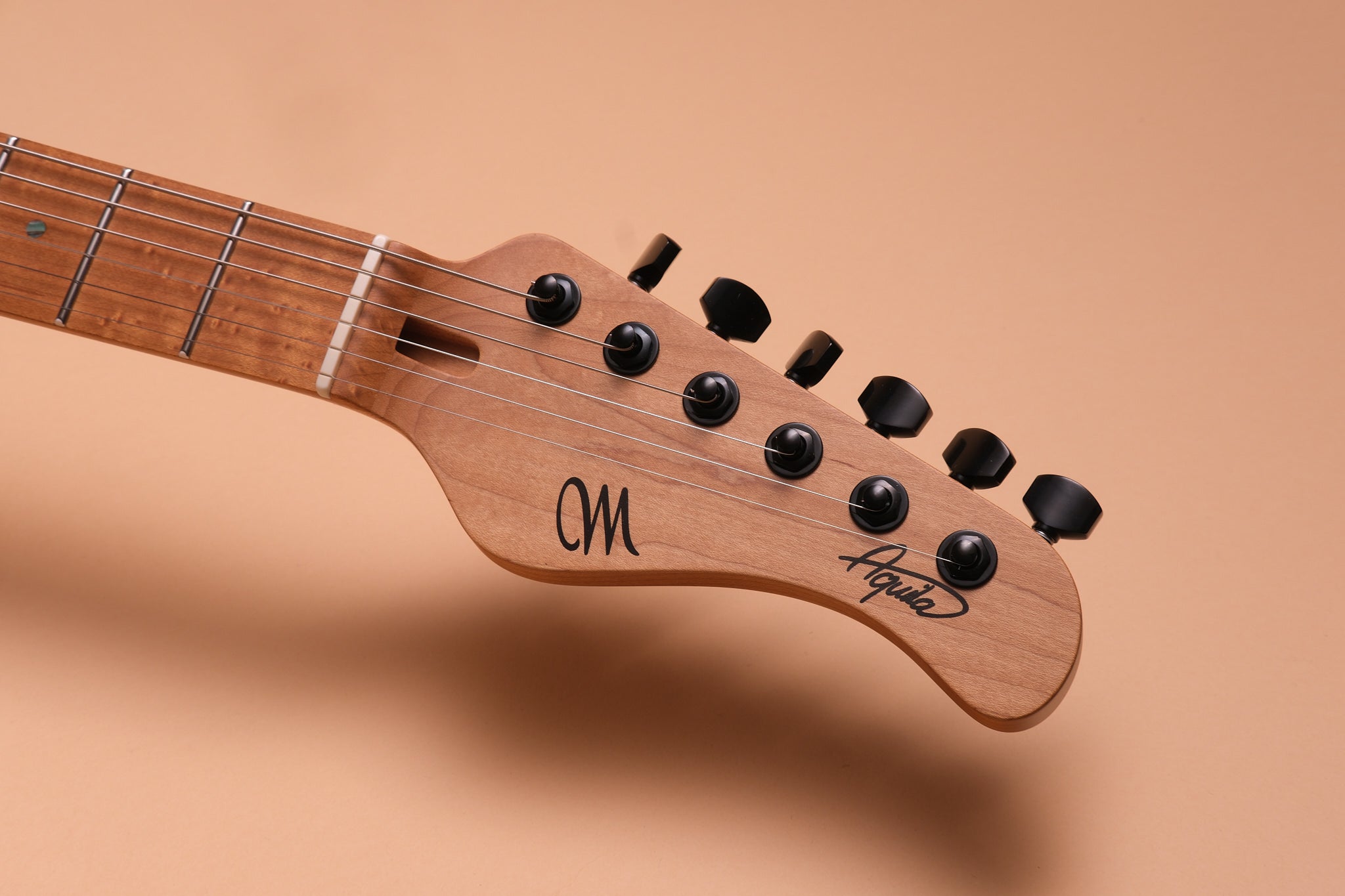 Mayones Aquila Aged S 6 - Monolith Daphne Blue Nitro (Aged)