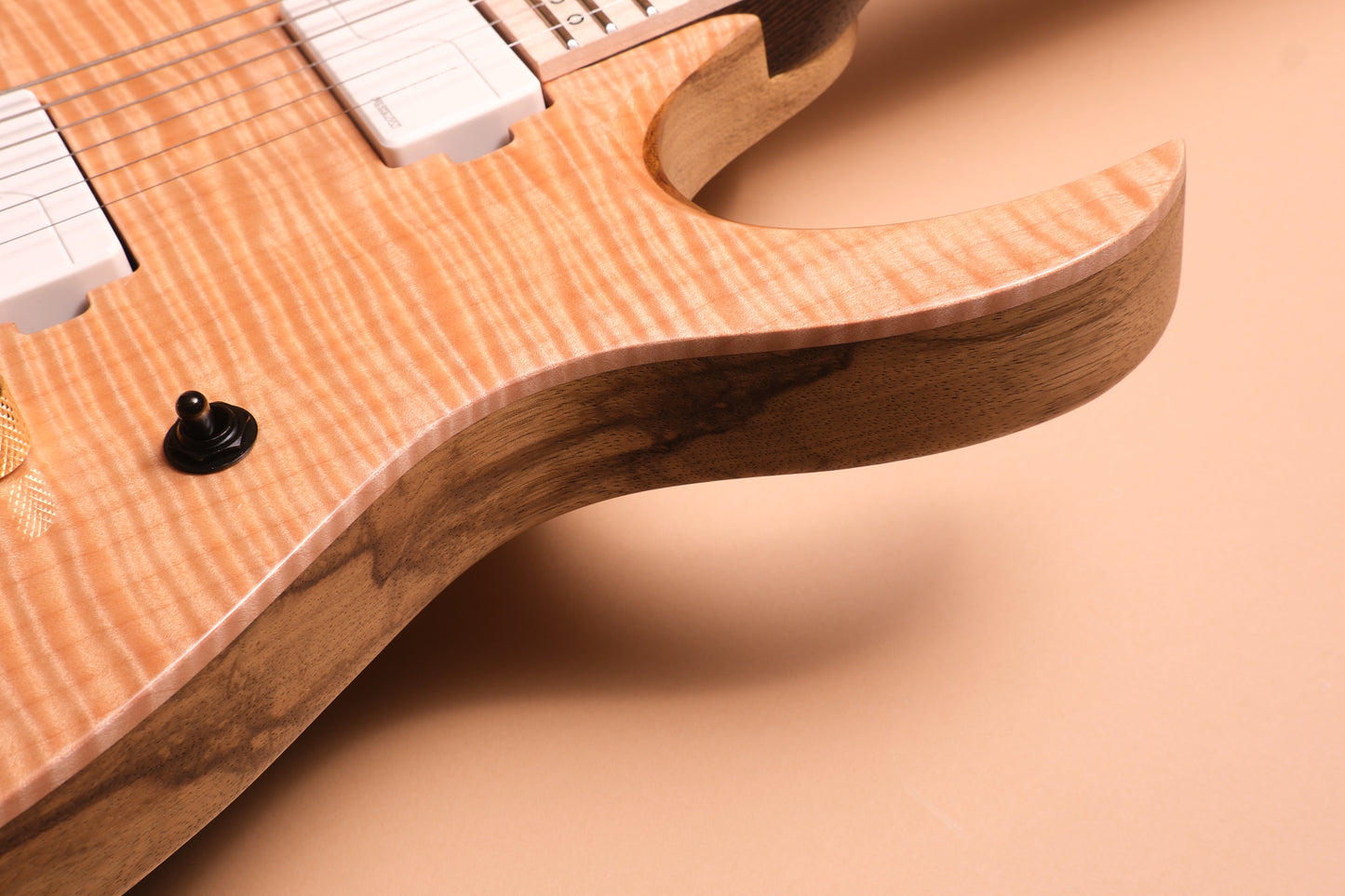 Mayones Duvell Elite 6 - Trans Natural Gloss