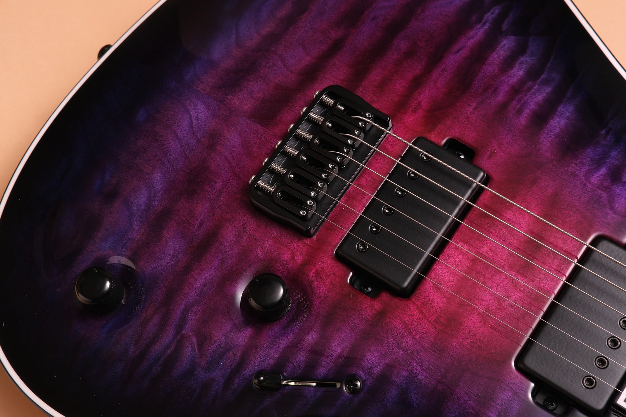 Mayones Regius Core 6 - Pink to Purple Synthwave Burst