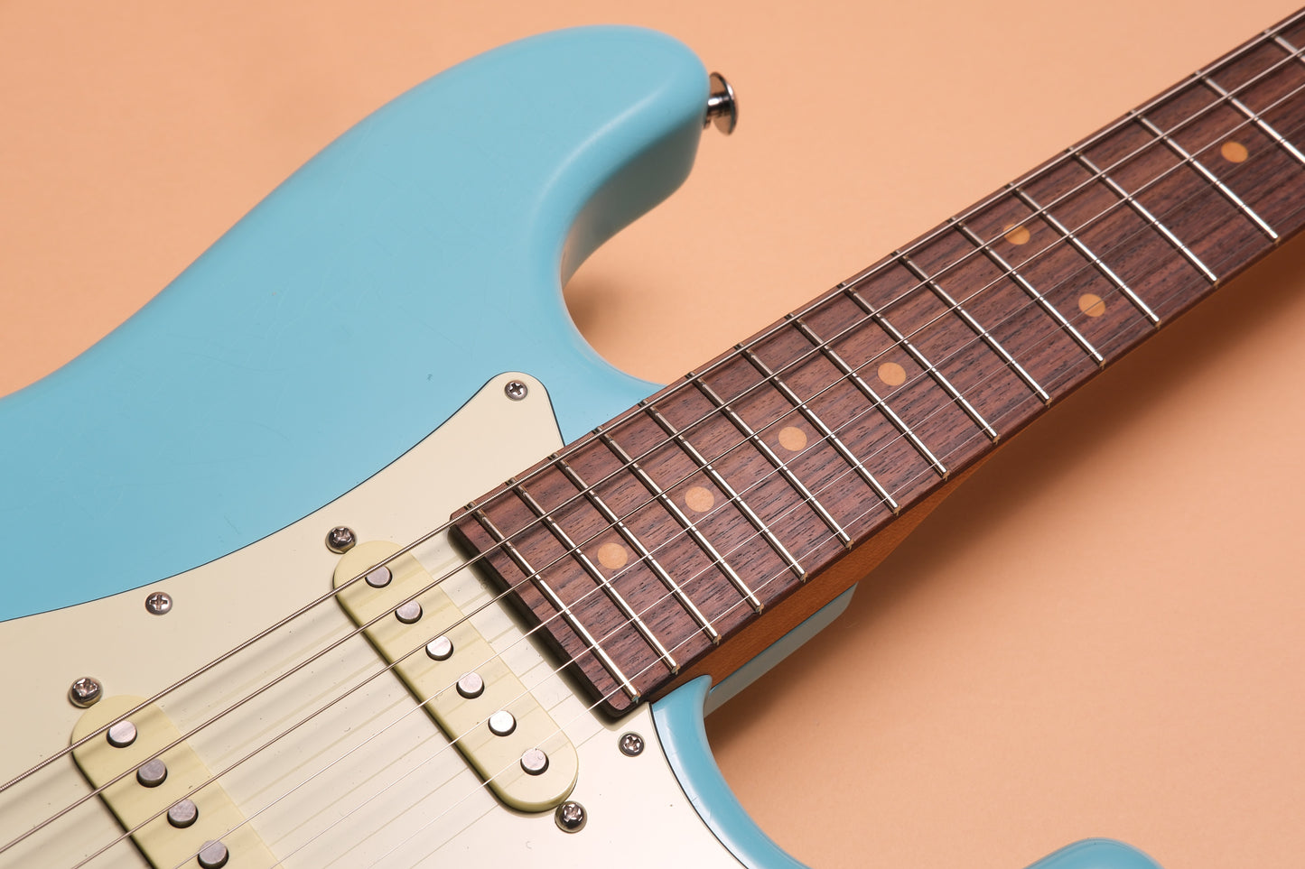 Suhr Guitars Classic S Vintage LE - Daphne Blue
