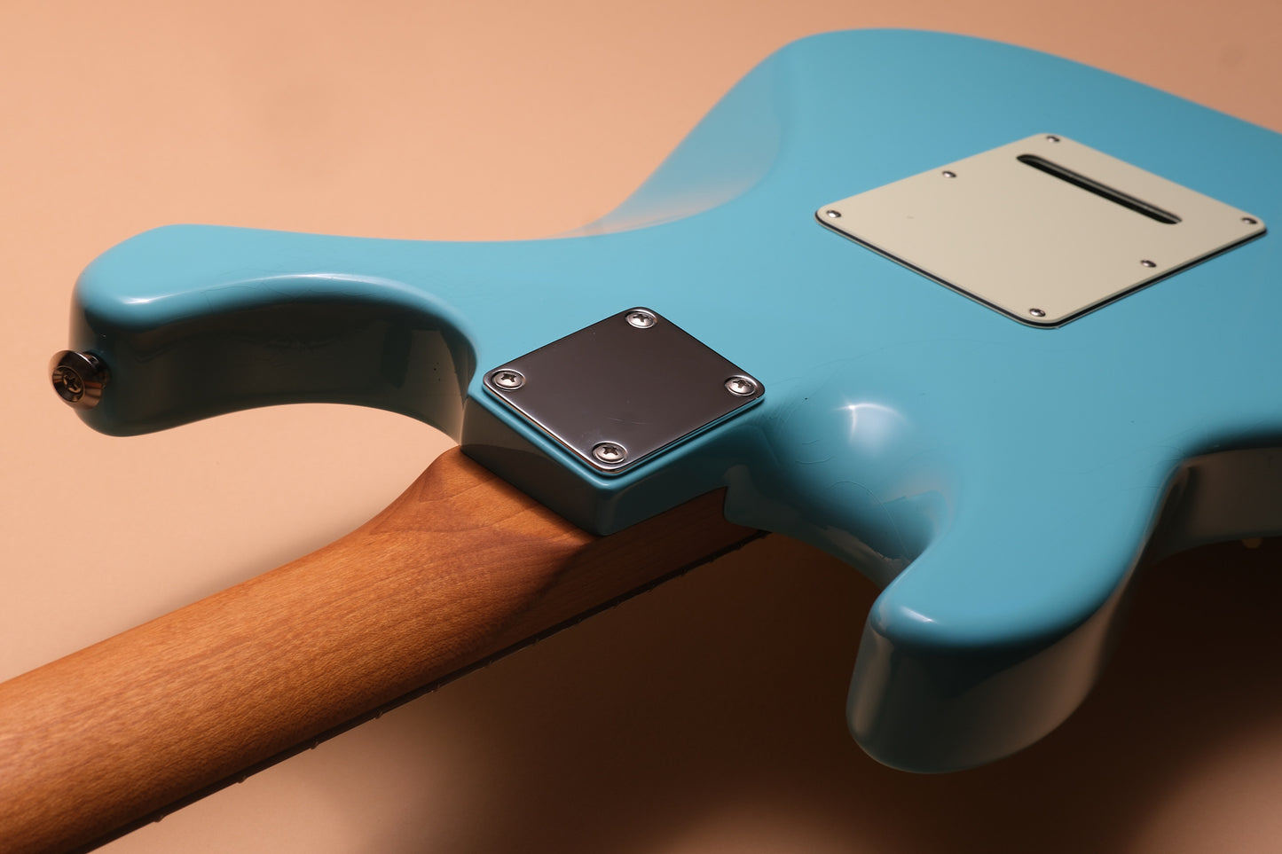 Suhr Guitars Classic S Vintage LE - Daphne Blue