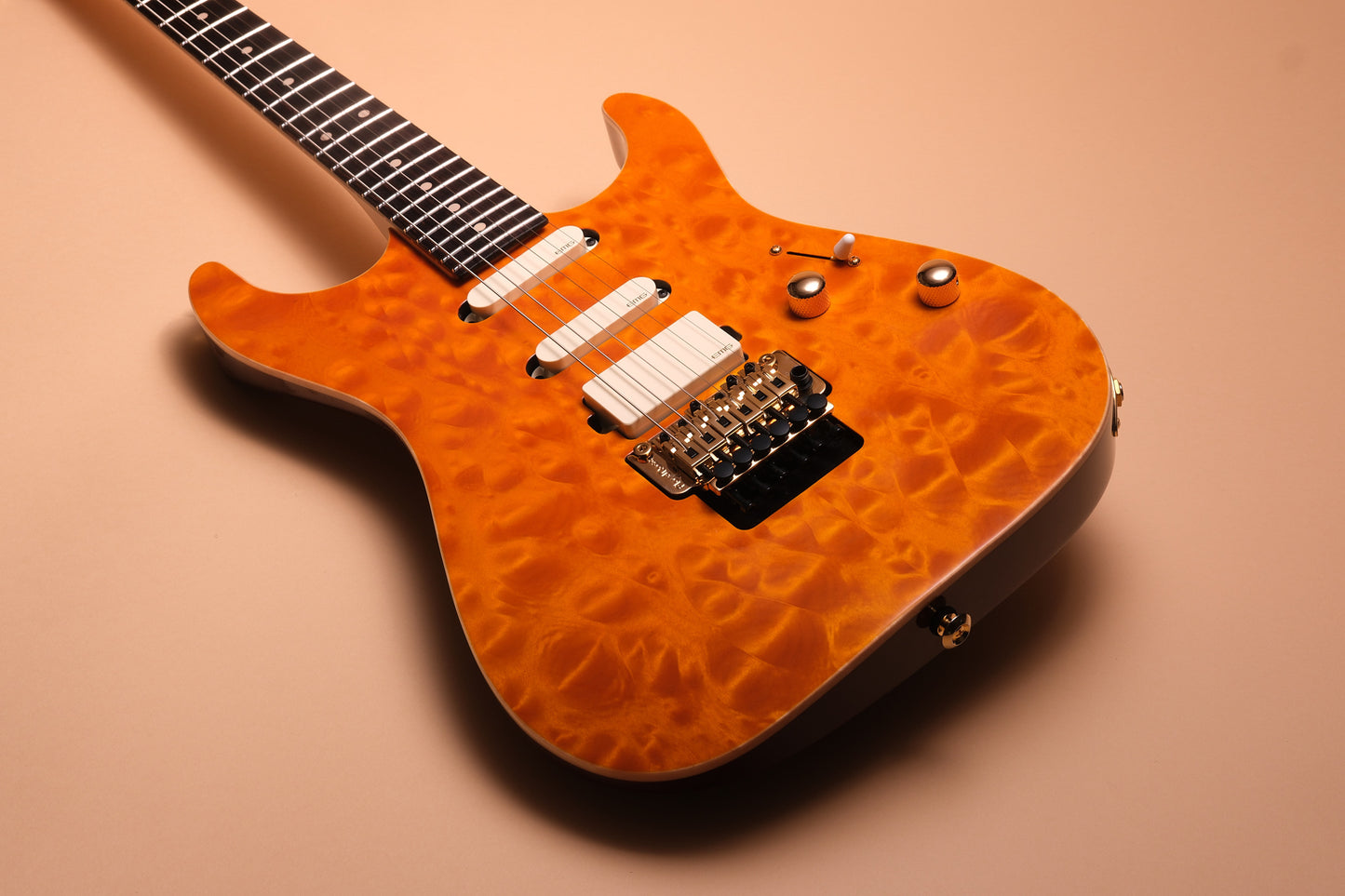 Suhr Guitars Standard Legacy - Trans Caramel