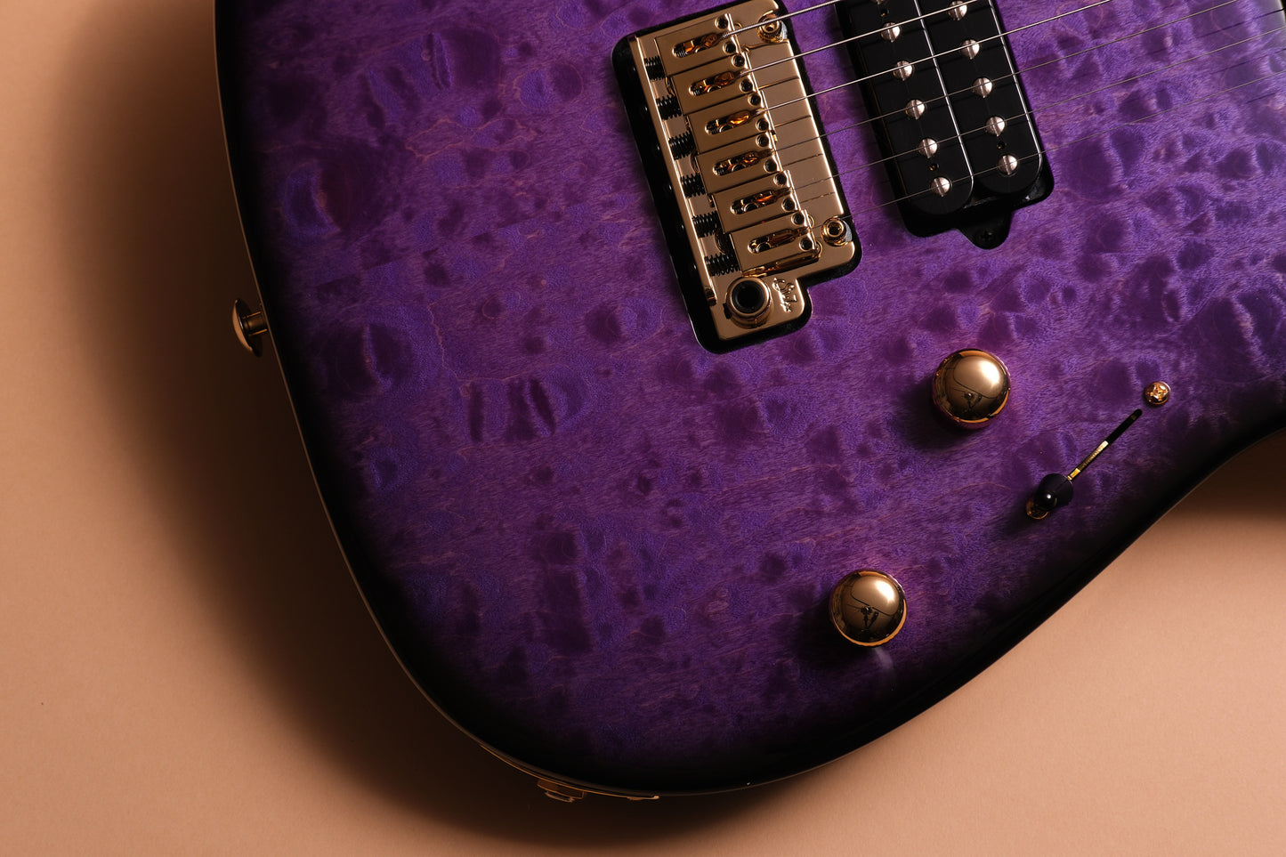 Suhr Guitars Standard Thin Burst LE - Trans Purple